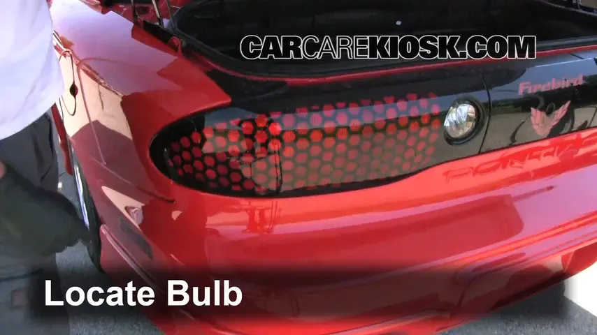 2001 Pontiac Firebird 3.8L V6 Convertible Lights Turn Signal - Rear (replace bulb)